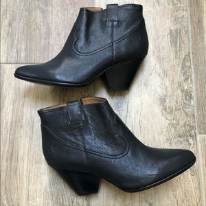 New Frye Reina bootie
